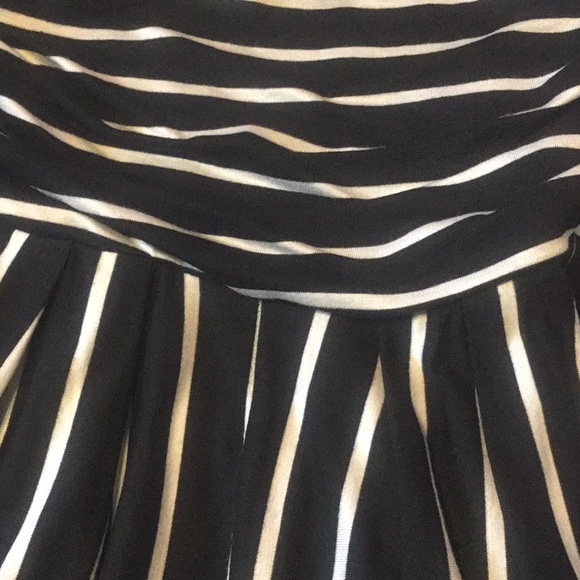🎉HP🎉LAST 1 STRAPLESS BLACK/WHITE STRIPE JUMPSUIT - Picture 7 of 8